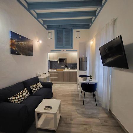Apartamento Cuarta Puerta Centro Historico Севілья Екстер'єр фото