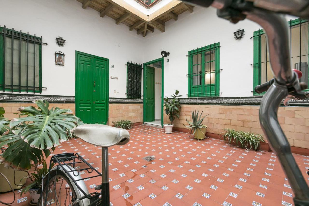 Apartamento Cuarta Puerta Centro Historico Севілья Екстер'єр фото